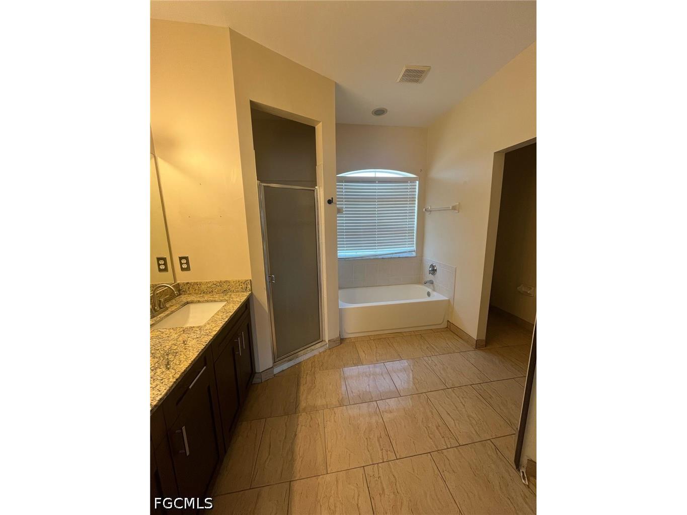 17 NE 11th Lane Cape Coral FL 33909 2026015055 image3