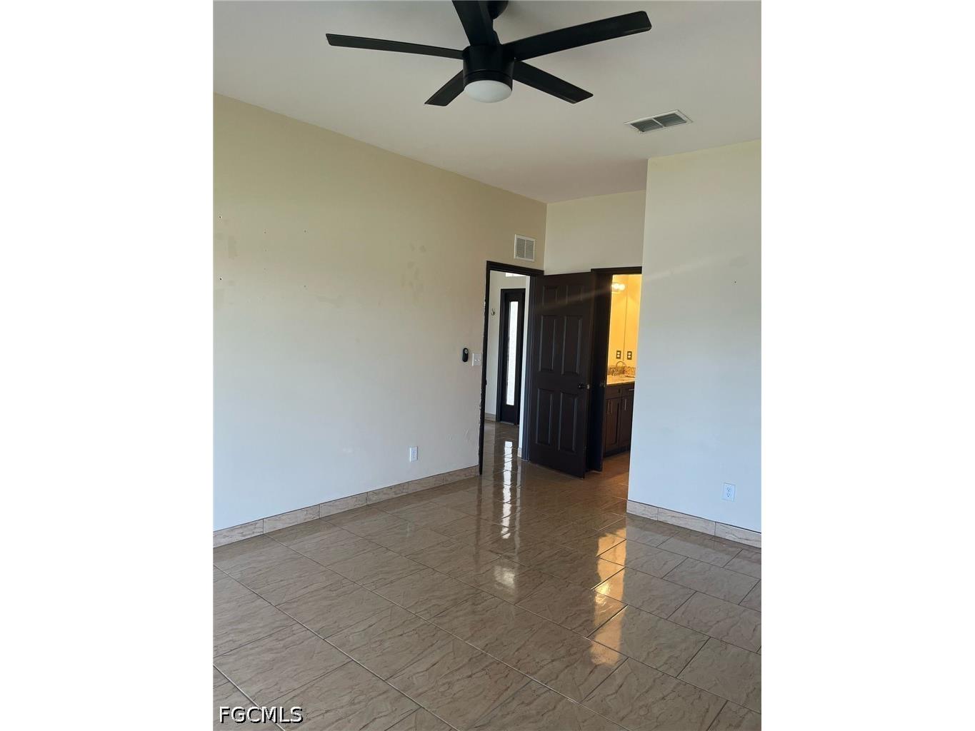 17 NE 11th Lane Cape Coral FL 33909 2026015055 image4