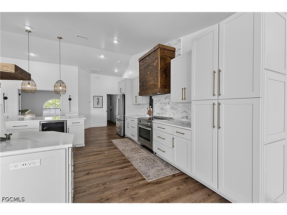 17 SE 15th Avenue Cape Coral FL 33990 2026028681 image10