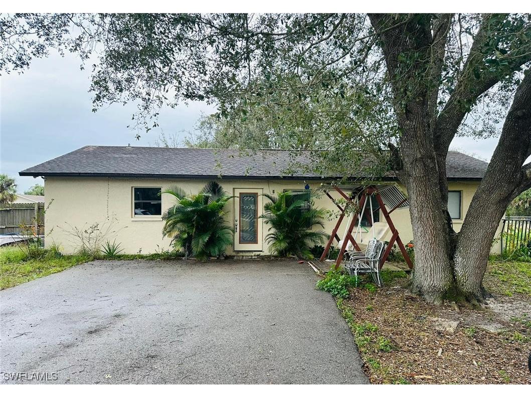 170 20th Avenue NE Naples FL 34120 224002918 image1