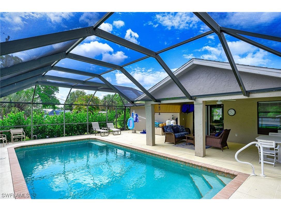170 5th Street Naples FL 34113 223045536 image1