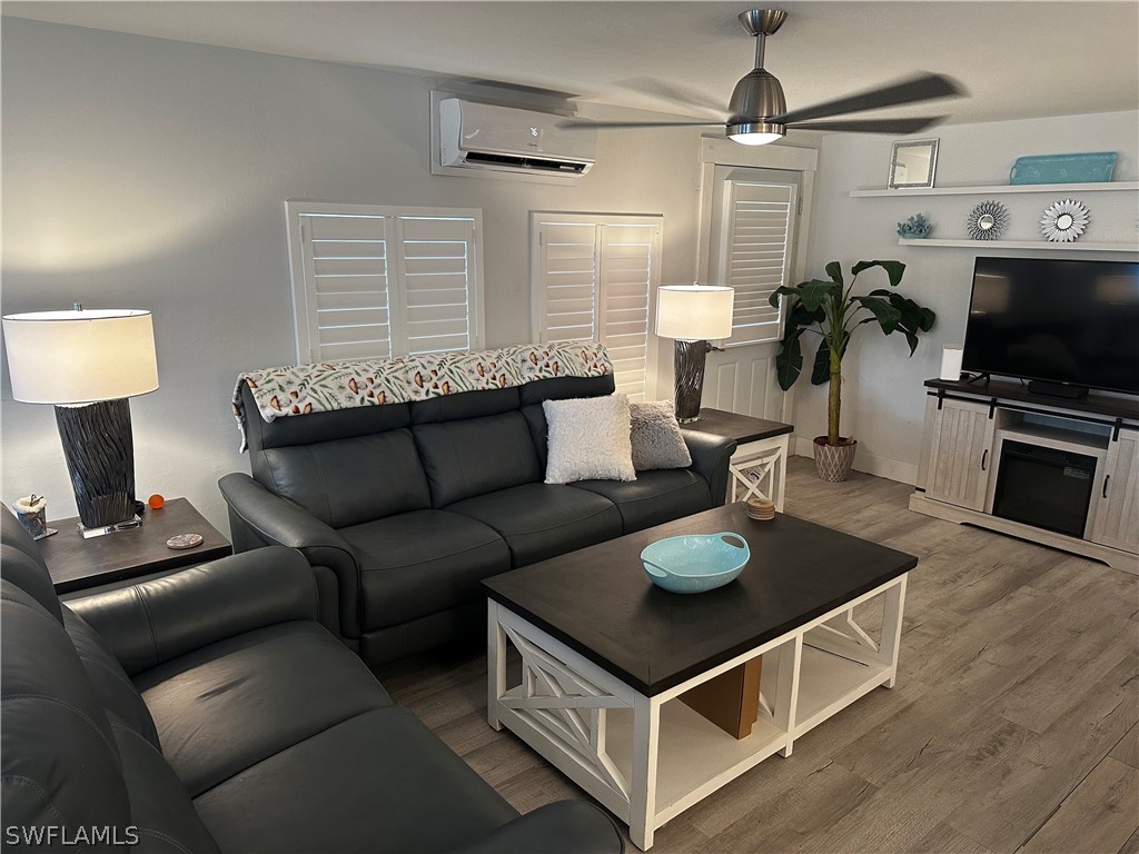 170 Pine Key Lane #13 Naples FL 34114 226005980 image20