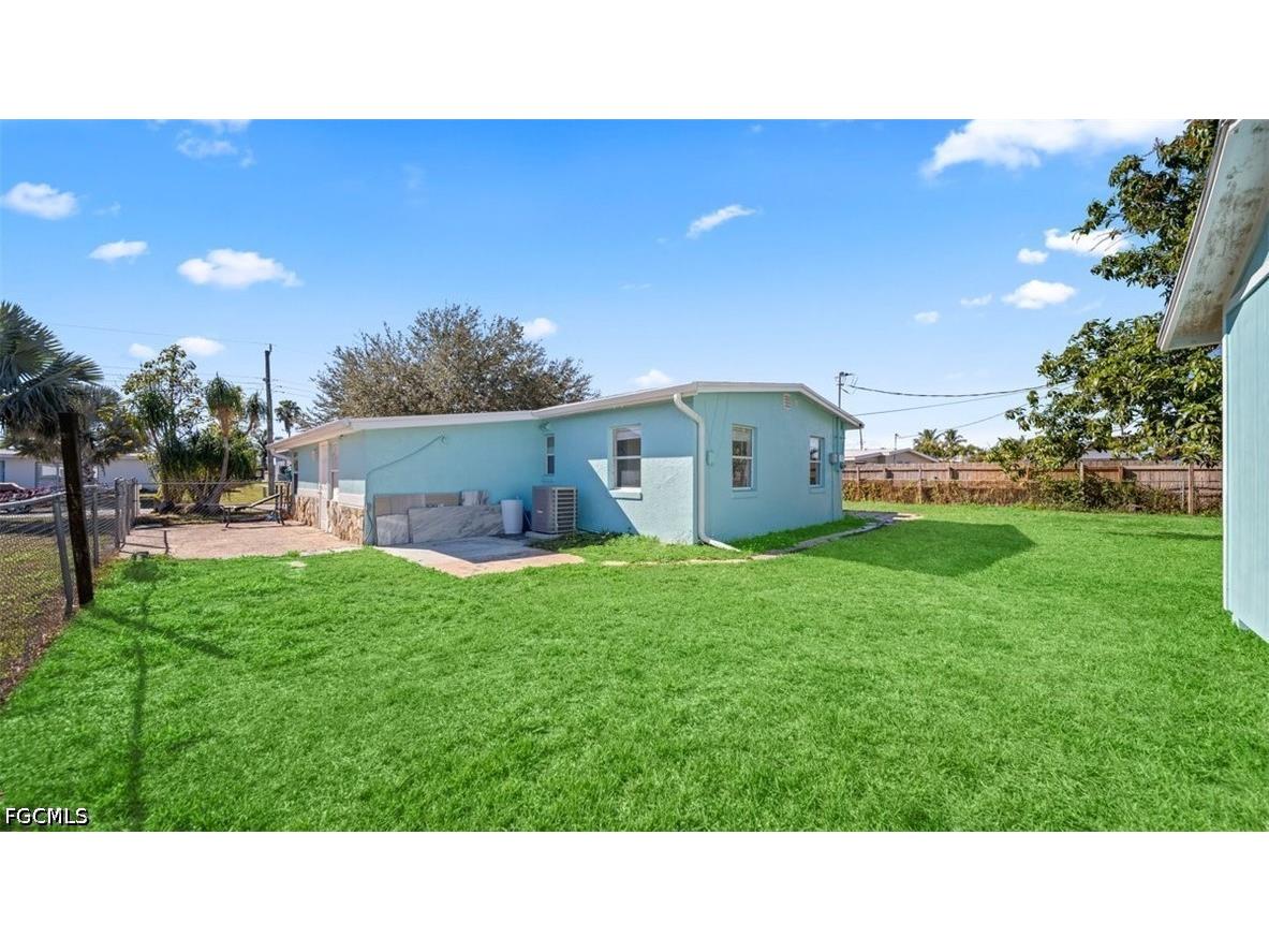 170 Poinsettia Circle NE Port Charlotte FL 33952 2026003288 image22