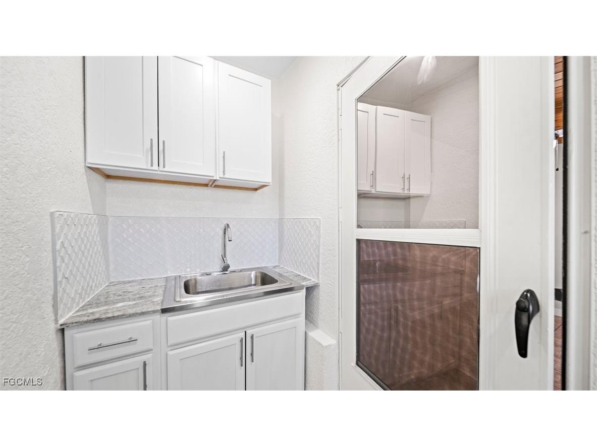 170 Poinsettia Circle NE Port Charlotte FL 33952 2026003288 image7