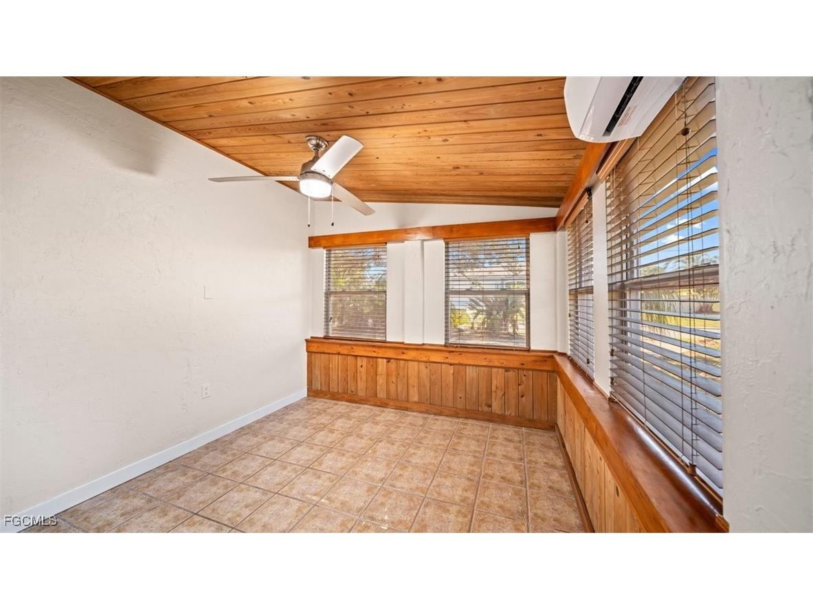 170 Poinsettia Circle NE Port Charlotte FL 33952 2026003288 image9