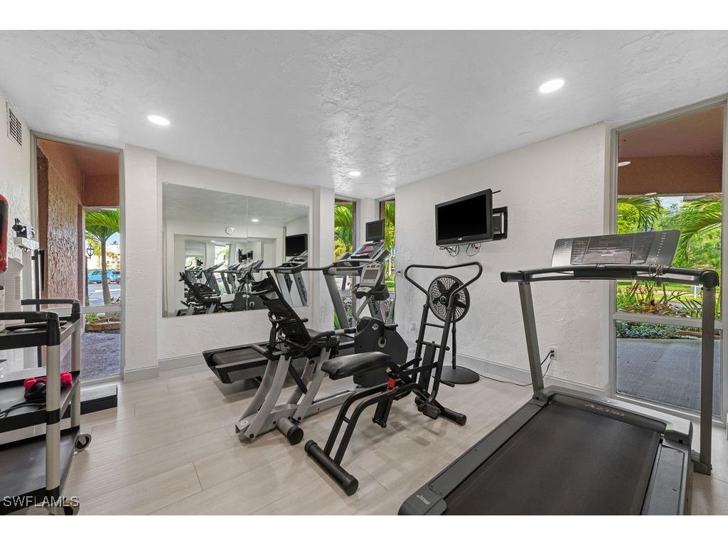 170 Turtle Lake Court #101 Naples FL 34105 226001103 image15