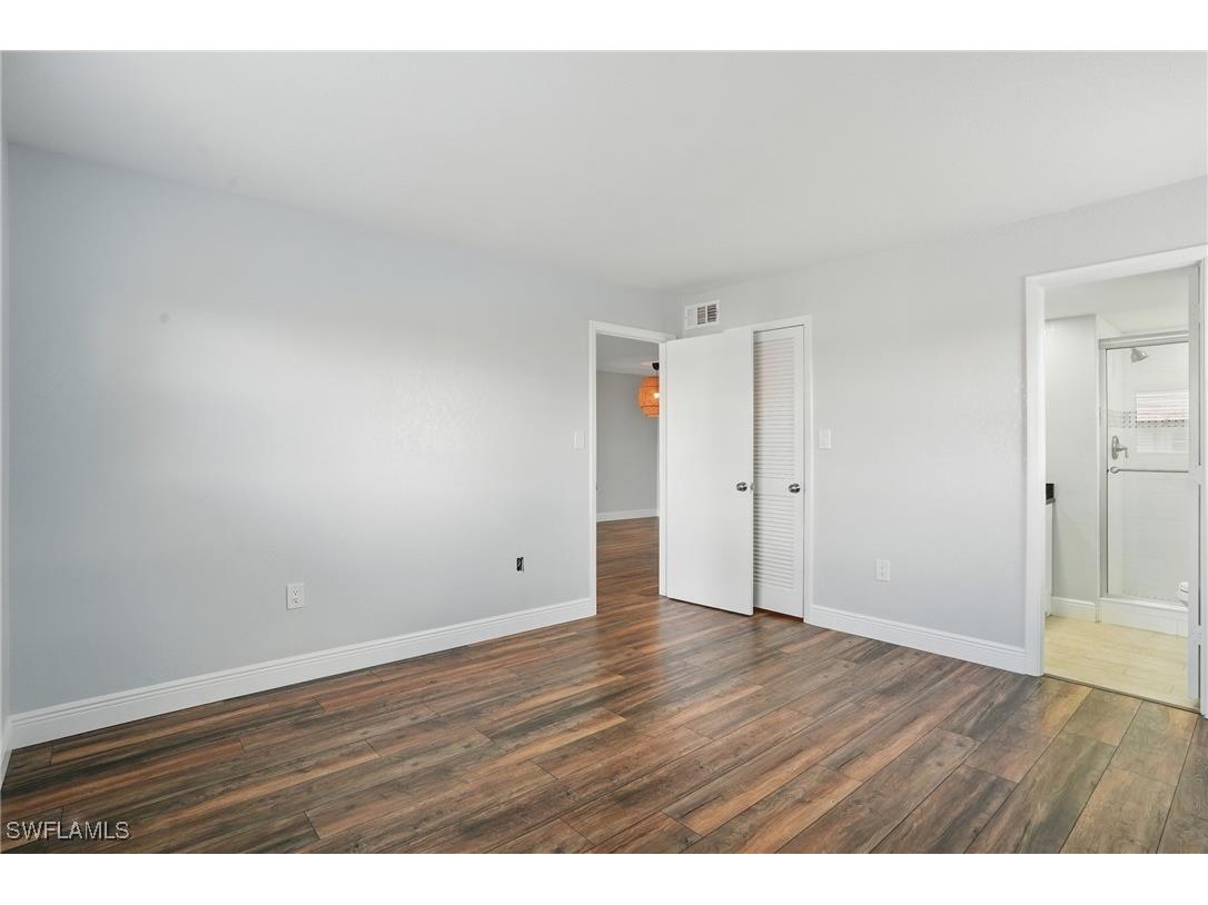 170 Turtle Lake Court #301 Naples FL 34105 225056029 image12