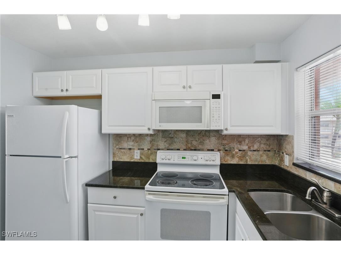 170 Turtle Lake Court #301 Naples FL 34105 225056029 image7