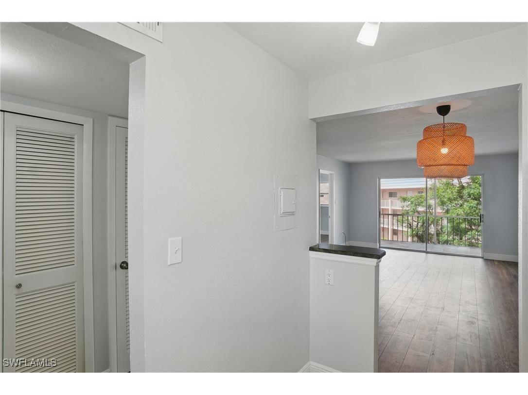 170 Turtle Lake Court #301 Naples FL 34105 225056029 image9