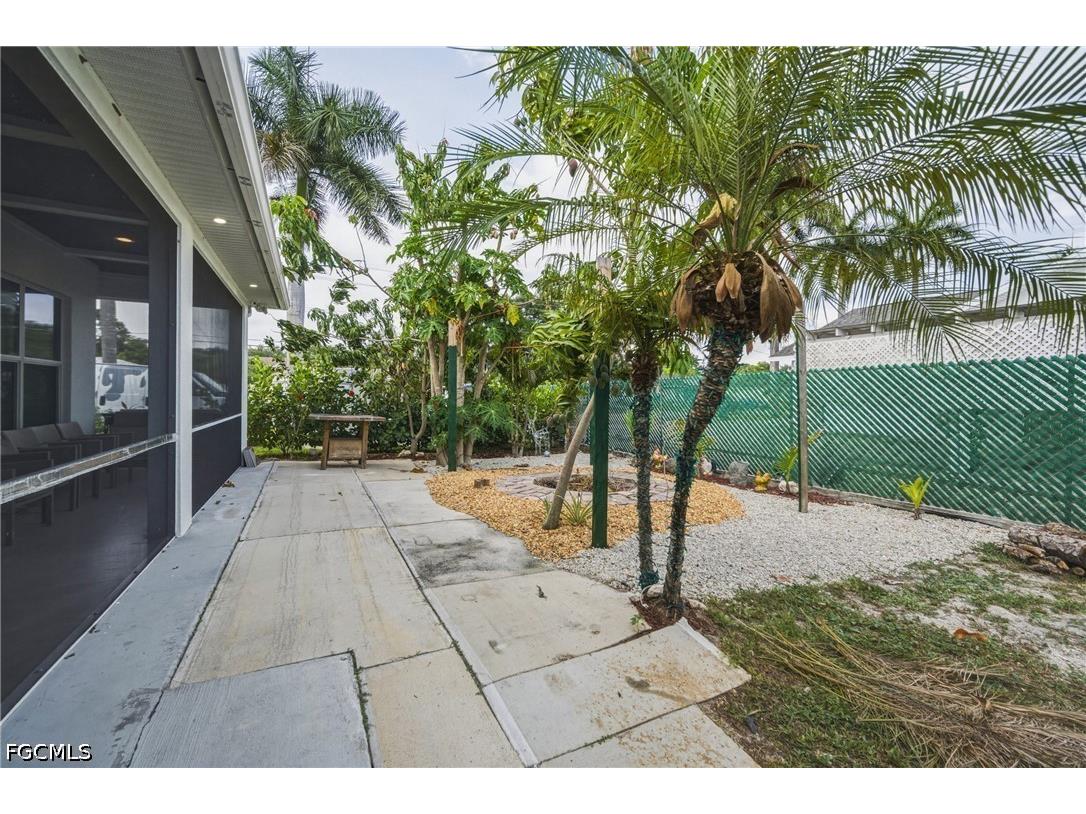 1700 43rd Terrace SW Naples FL 34116 2026022463 image36