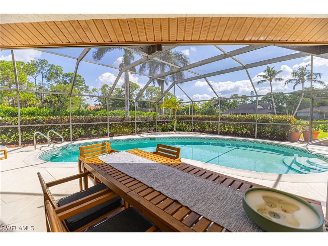 1700 Knights Court Naples FL 34112 223063181 image1