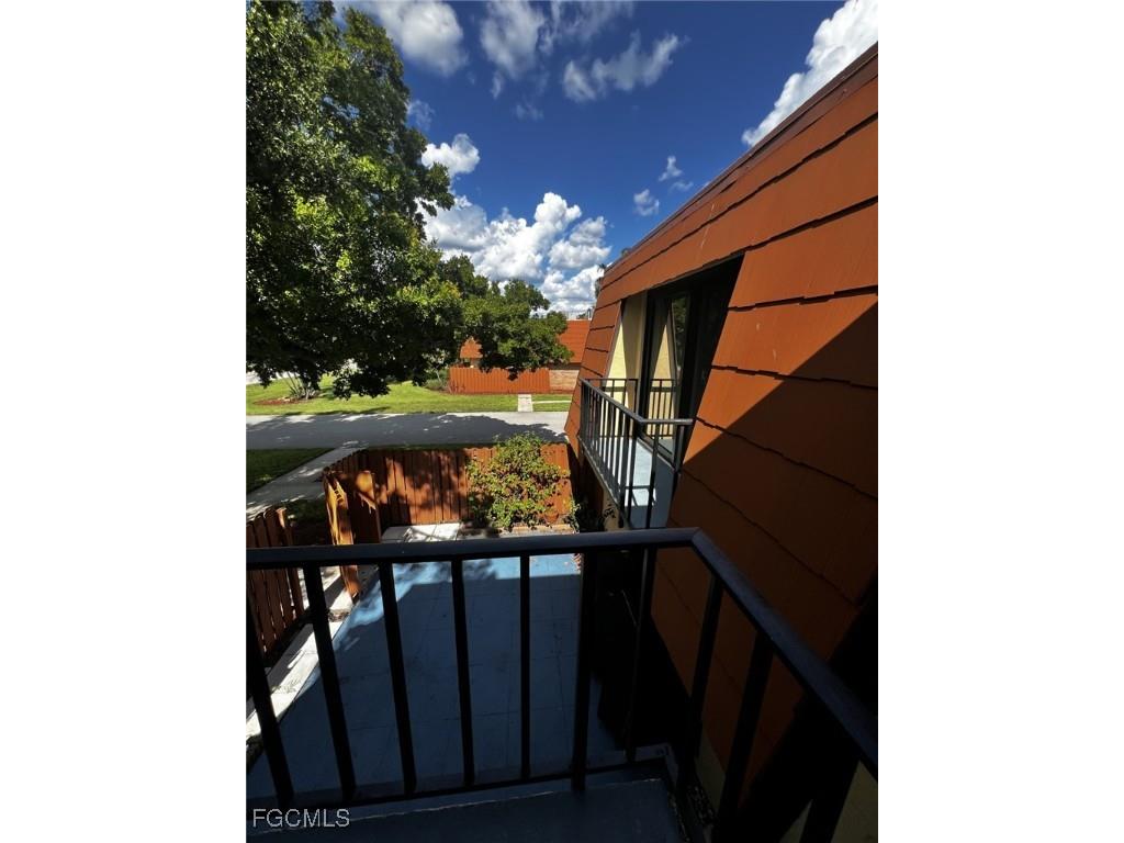 1700 Park Meadows Drive #1 Fort Myers FL 33907 2025002838 image15