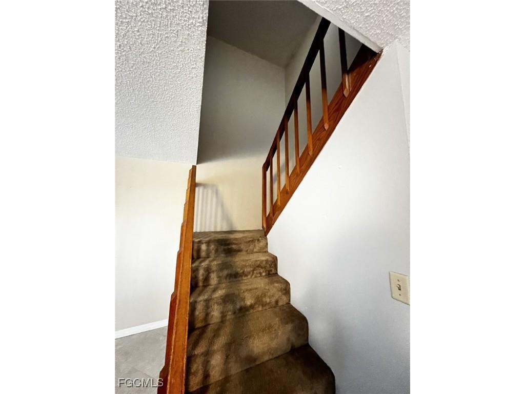 1700 Park Meadows Drive #1 Fort Myers FL 33907 2025002838 image7