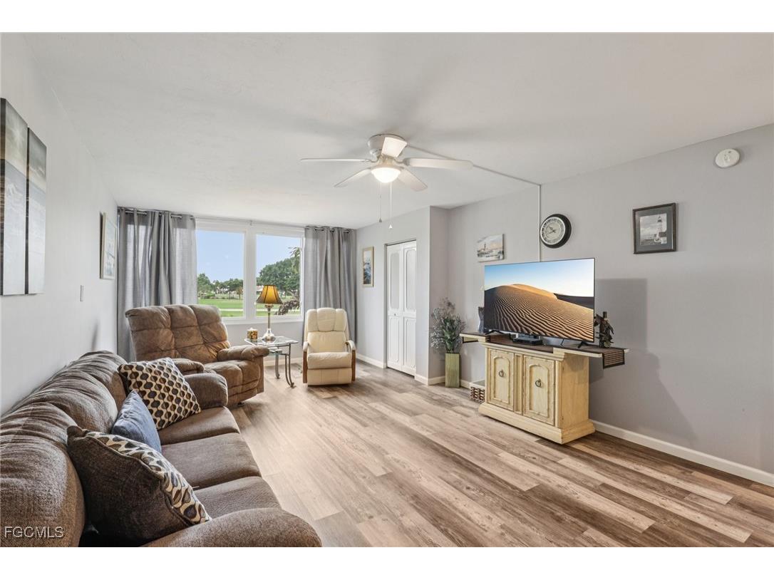 1700 Pine Valley Drive #215 Fort Myers FL 33907 2025019530 image3