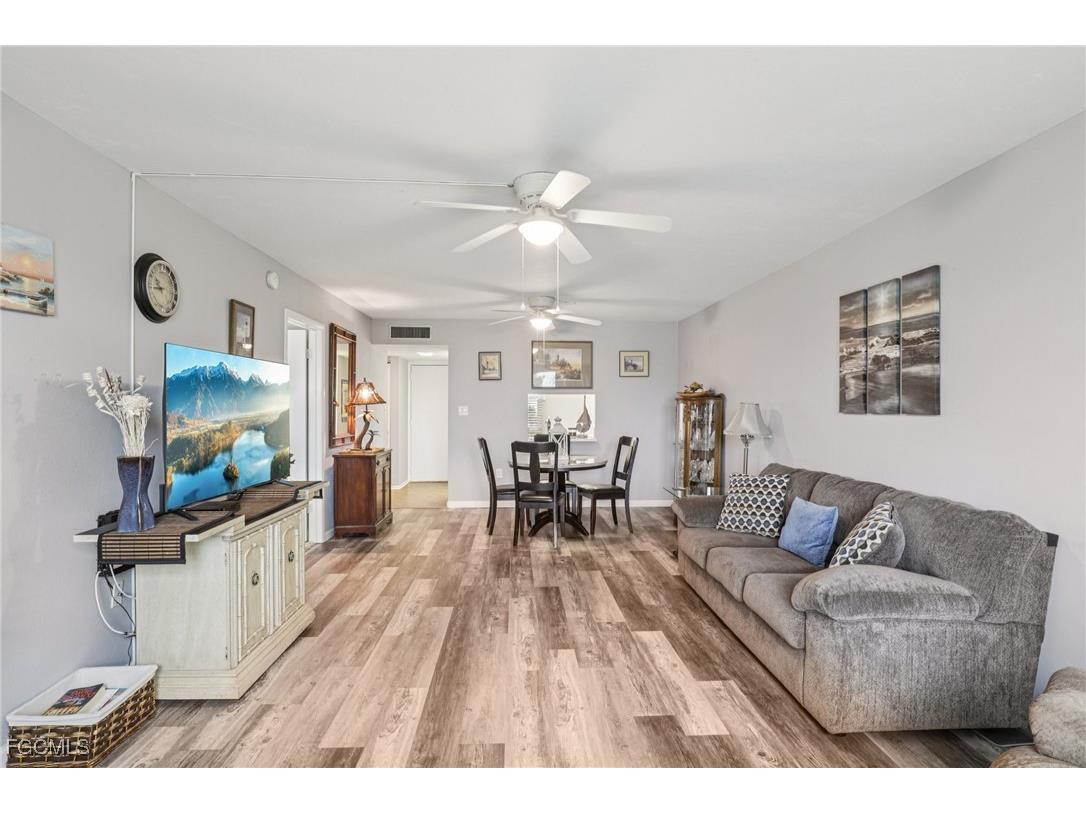 1700 Pine Valley Drive #215 Fort Myers FL 33907 2025019530 image4