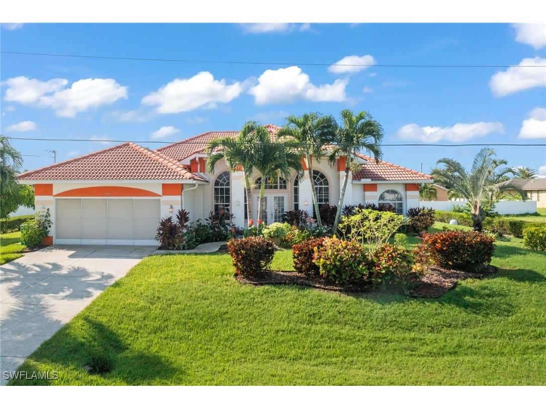 1700 SW 30th Terrace Cape Coral FL 33914 224081104 image1