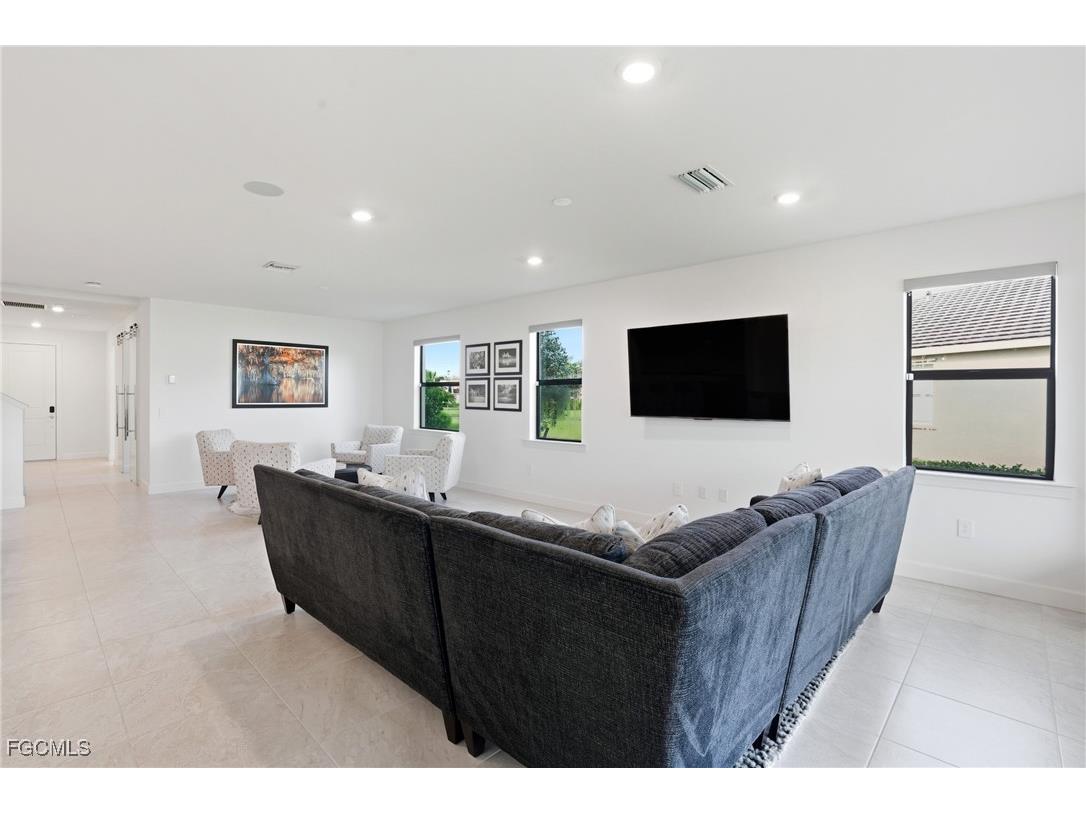 17003 Oakstead Drive Alva FL 33920 2025013850 image10