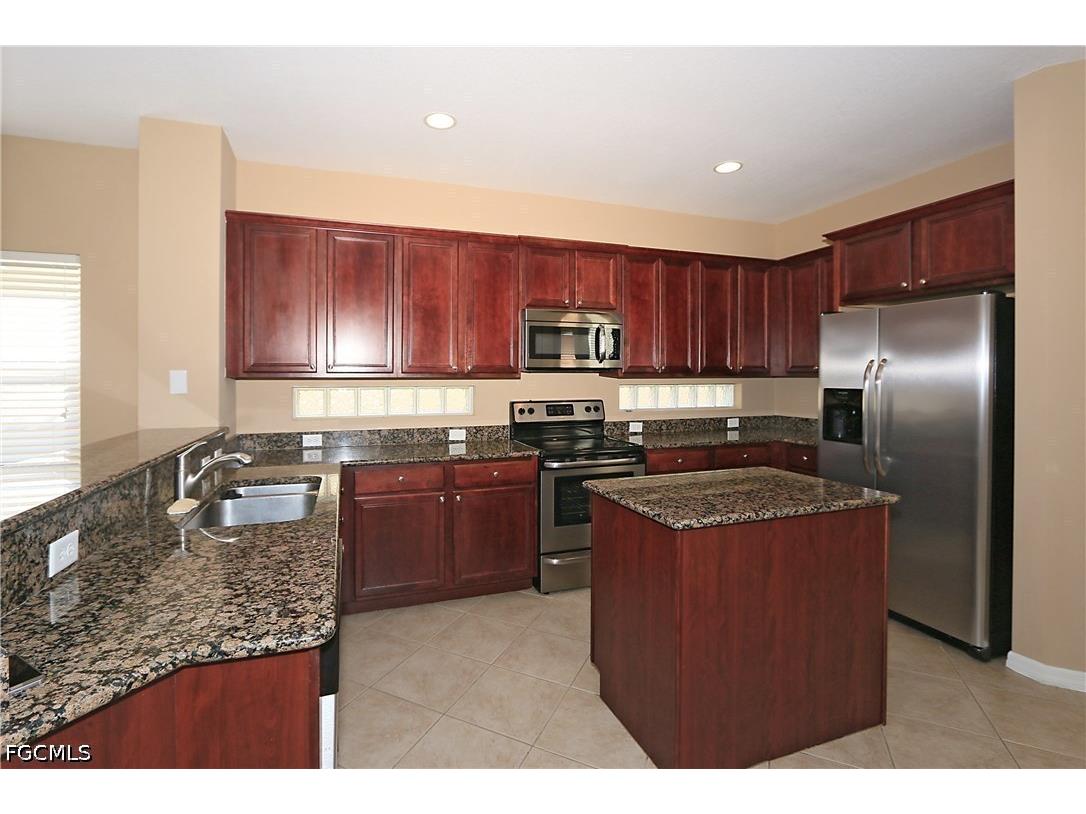 17007 Tremont Street Fort Myers FL 33908 2026019656 image3