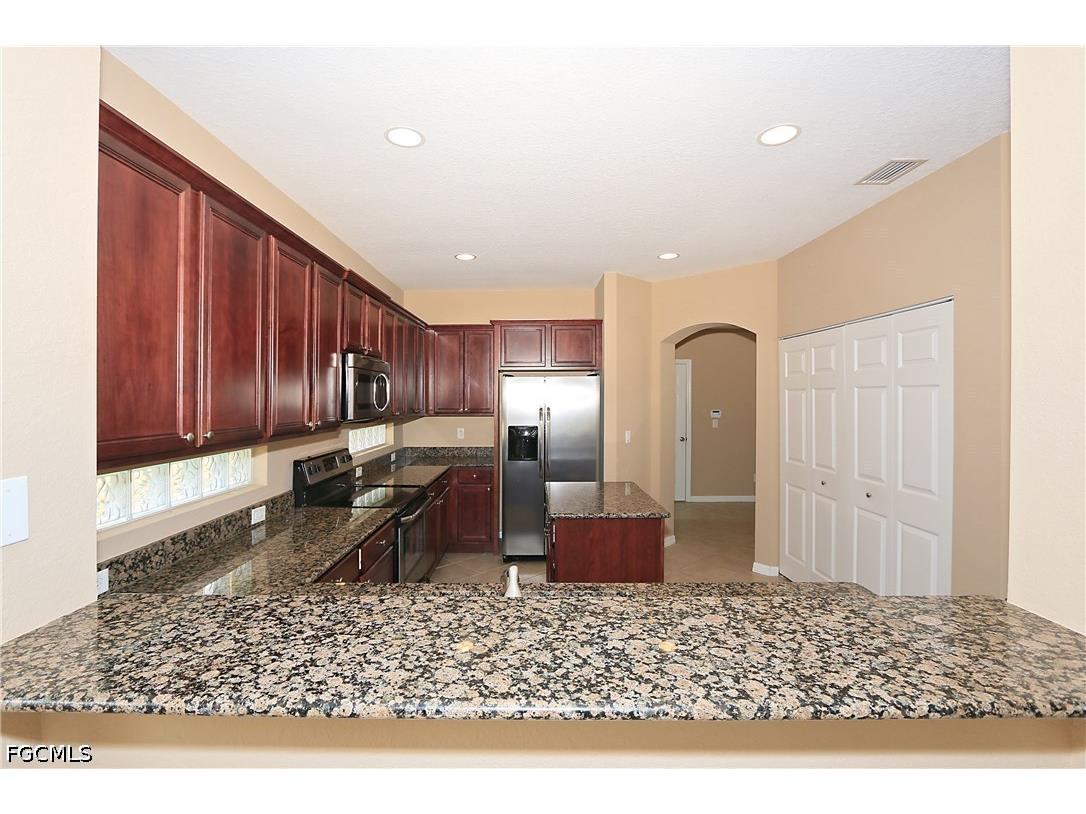 17007 Tremont Street Fort Myers FL 33908 2026019656 image4