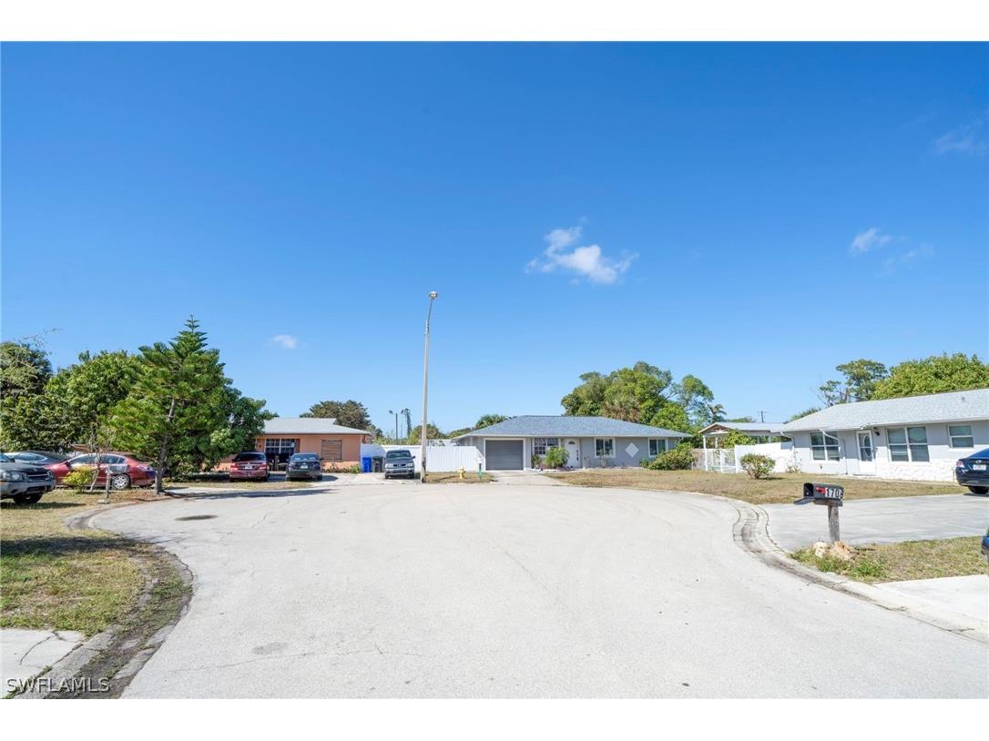 1701 Framingham Court Fort Myers FL 33907 226007585 image20