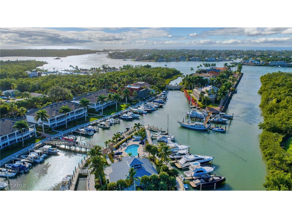 1701 Gulfstar Drive S #103 Naples FL 34112 225084723 image2