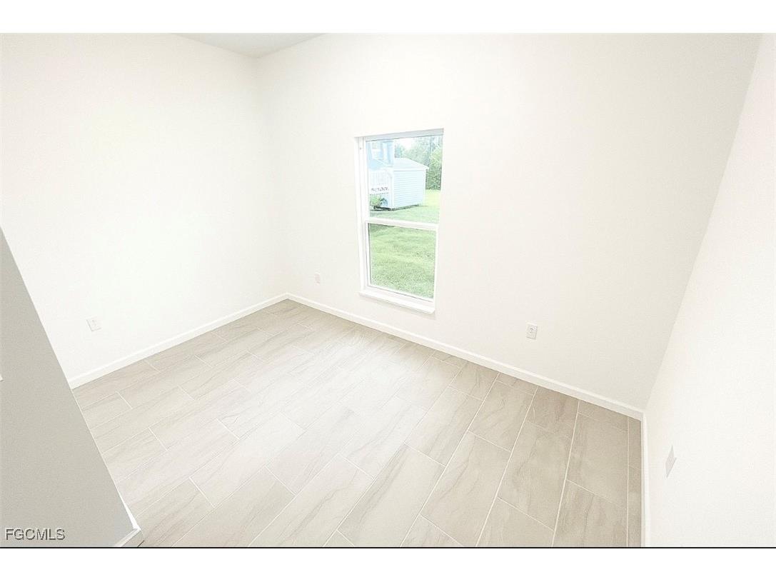 1701 NE 44th Terrace Cape Coral FL 33909 2025018599 image13