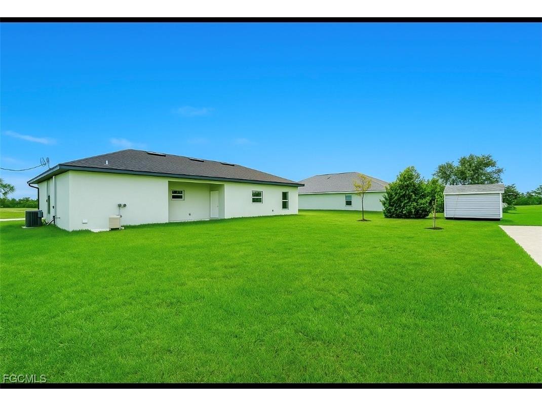 1701 NE 44th Terrace Cape Coral FL 33909 2025018599 image16