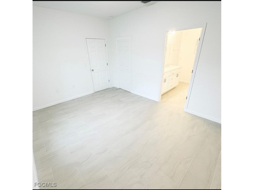 1701 NE 44th Terrace Cape Coral FL 33909 2025018599 image7