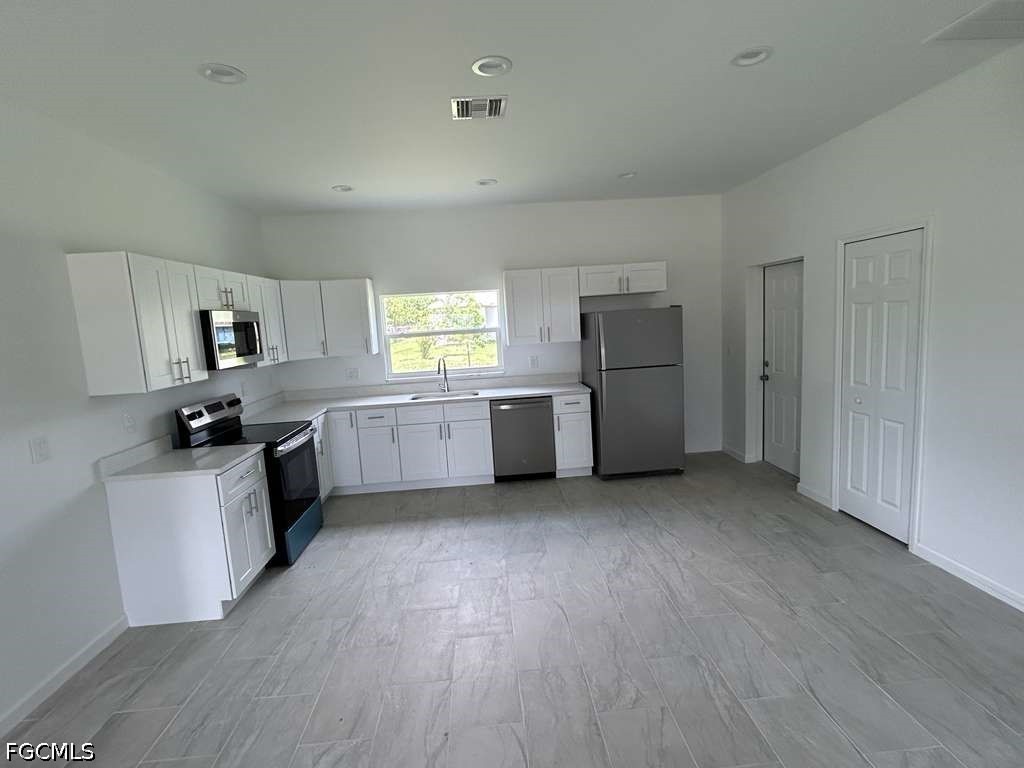 1701 NE 44th Terrace Cape Coral FL 33909 2026027543 image20