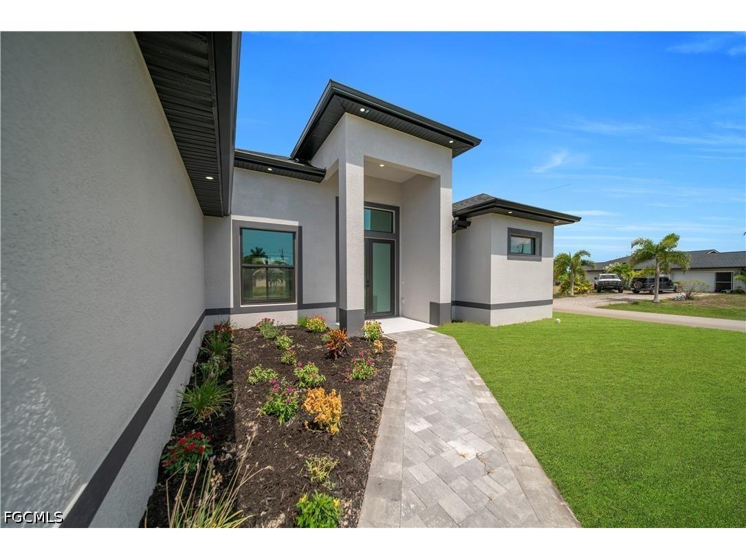 1701 NW 24th Place Cape Coral FL 33993 2026028021 image4