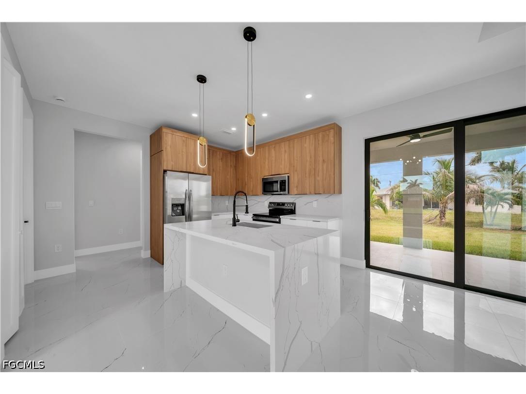 1701 NW 24th Place Cape Coral FL 33993 2026028021 image8