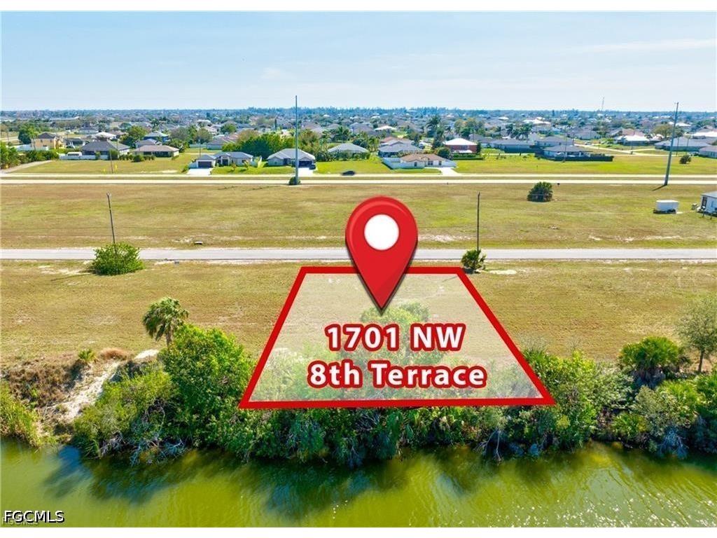1701 NW 8th Terrace Cape Coral FL 33993 2026014033 image3