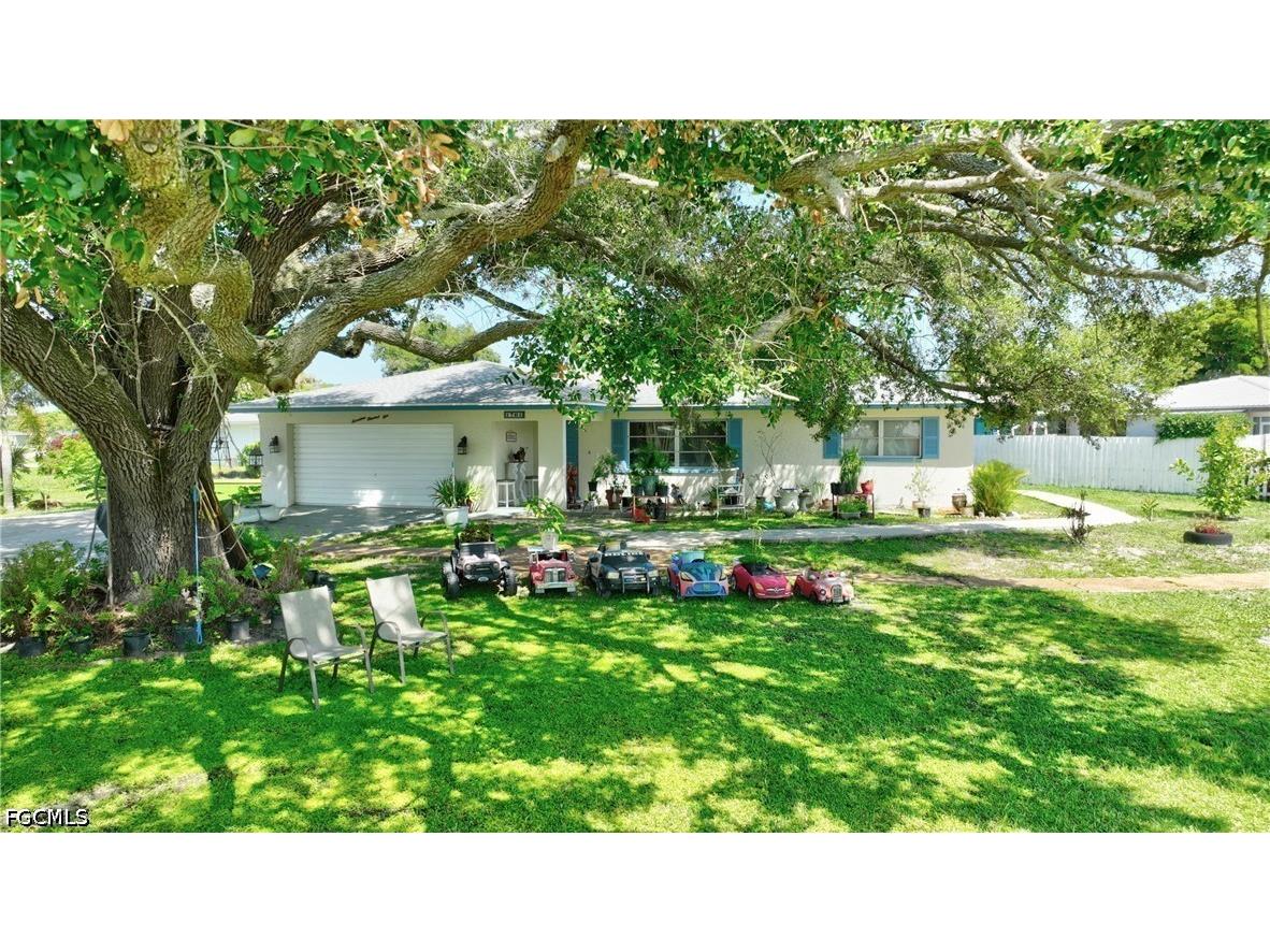 1701 Ridgecrest Street Lehigh Acres FL 33936 2026028646 image2