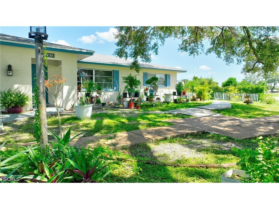 1701 Ridgecrest Street Lehigh Acres FL 33936 2026028646 image5