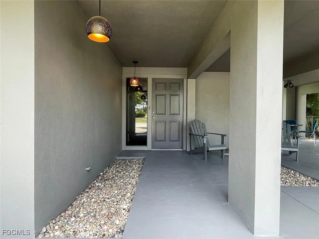 1702 Hill Avenue Fort Myers FL 33901 2025018979 image8