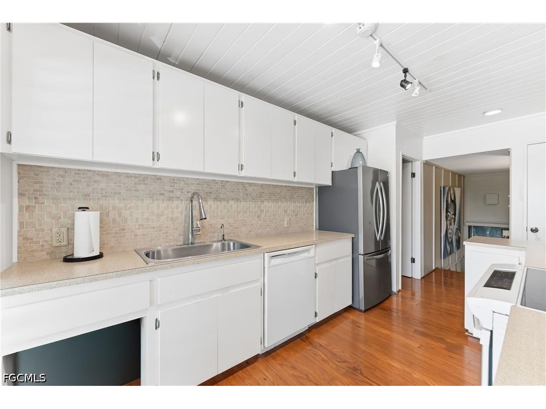 1702 Hill Avenue Fort Myers FL 33901 2026015423 image10