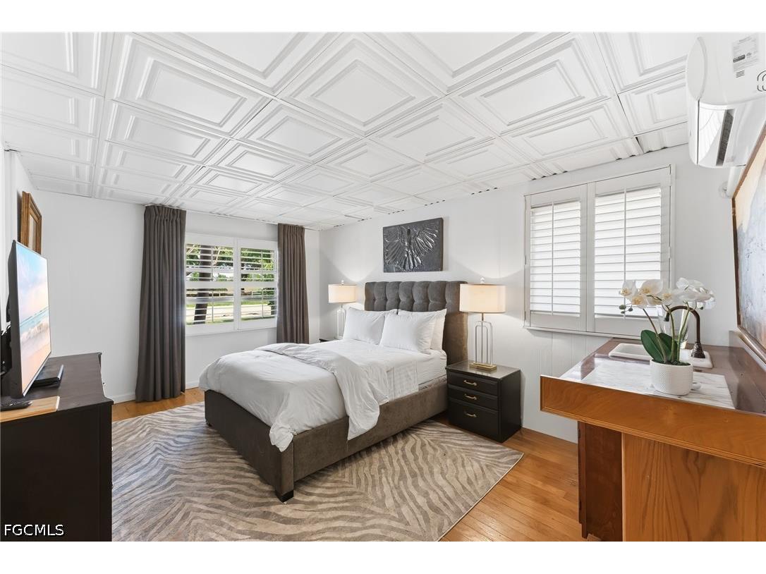 1702 Hill Avenue Fort Myers FL 33901 2026015423 image2