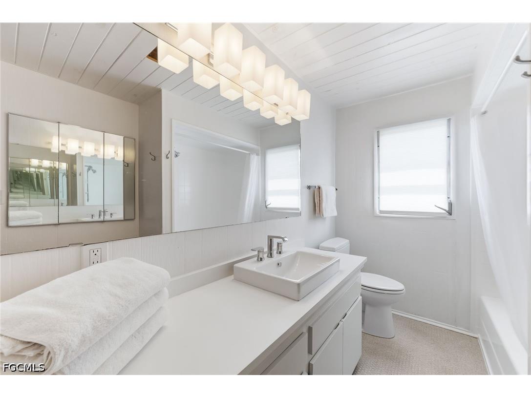 1702 Hill Avenue Fort Myers FL 33901 2026015423 image8