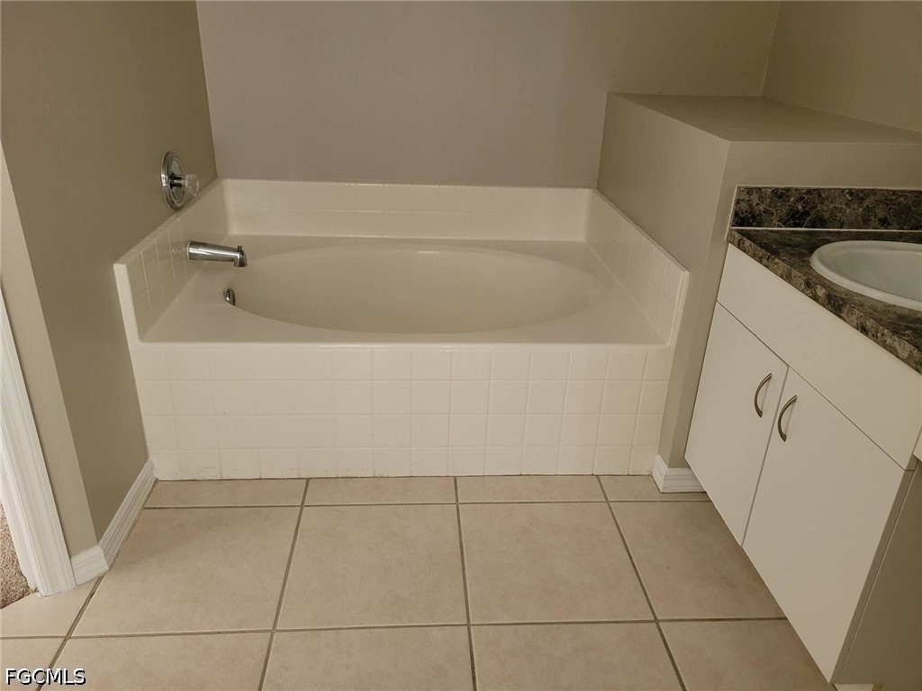 1702 NE 33rd Street Cape Coral FL 33909 2026016670 image18