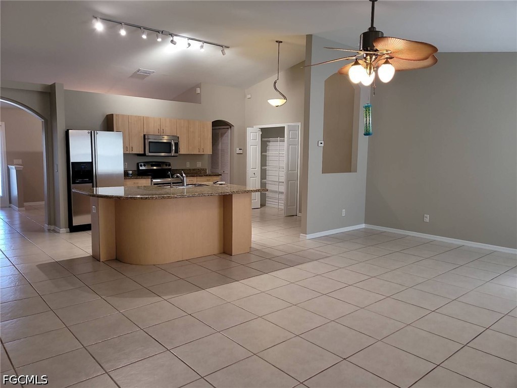 1702 NE 33rd Street Cape Coral FL 33909 2026016670 image8