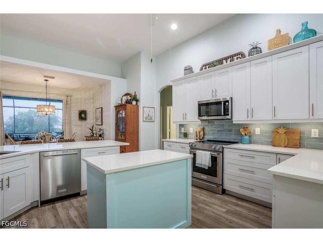 1702 NW 2nd Terrace Cape Coral FL 33993 2026016816 image10