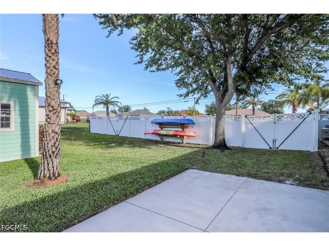 1702 NW 2nd Terrace Cape Coral FL 33993 2026016816 image32