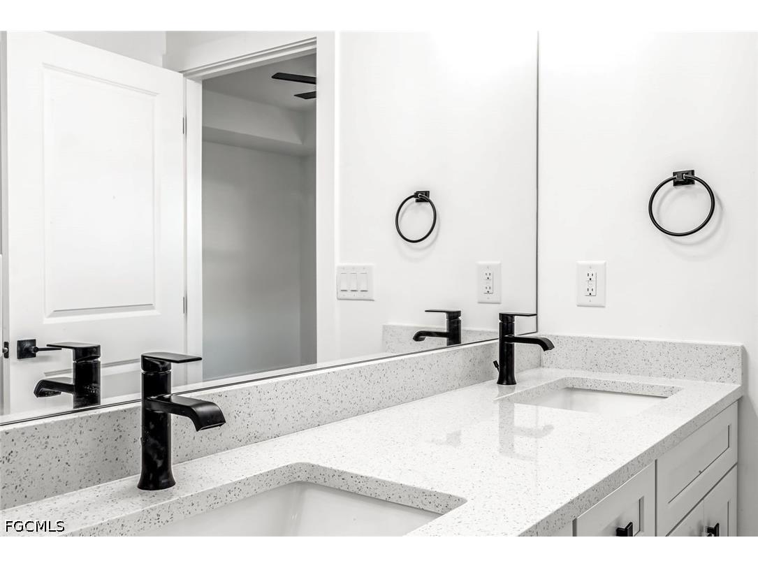1702 NW 5th Place Cape Coral FL 33993 2026014013 image18