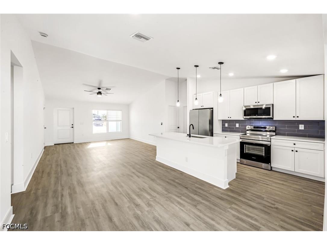 1702 NW 5th Place Cape Coral FL 33993 2026014013 image5