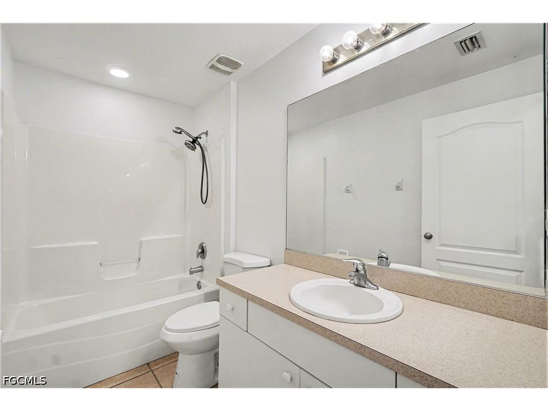 1702 NW 7th Avenue Cape Coral FL 33993 2026018338 image18