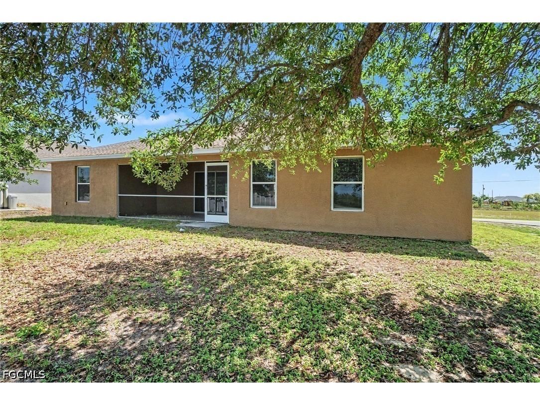 1702 NW 7th Avenue Cape Coral FL 33993 2026018338 image23