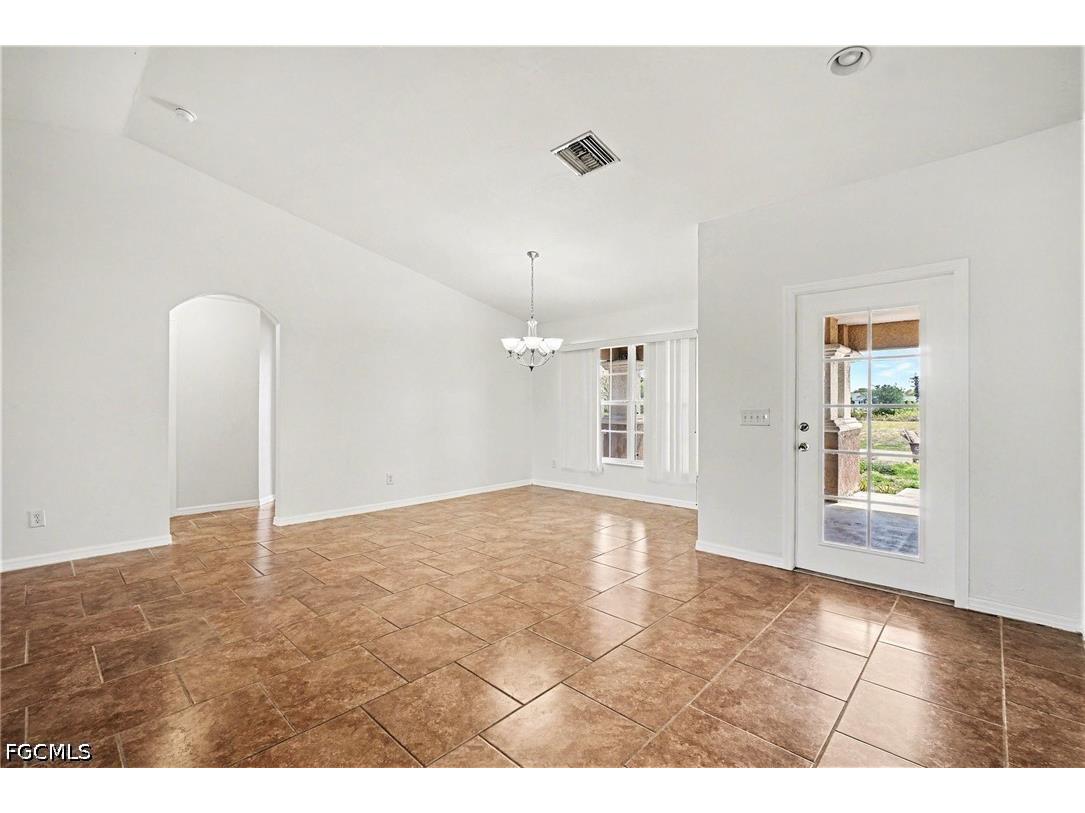1702 NW 7th Avenue Cape Coral FL 33993 2026018338 image5