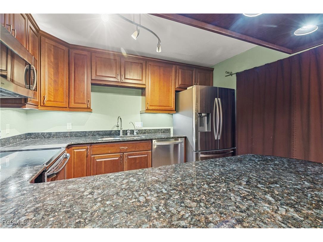 1702 Park Meadows Drive #1 Fort Myers FL 33907 2025024391 image12