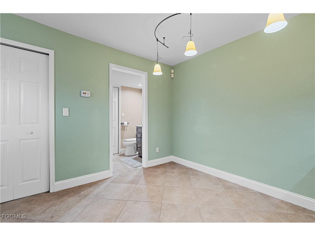 1702 Park Meadows Drive #1 Fort Myers FL 33907 2025024391 image5