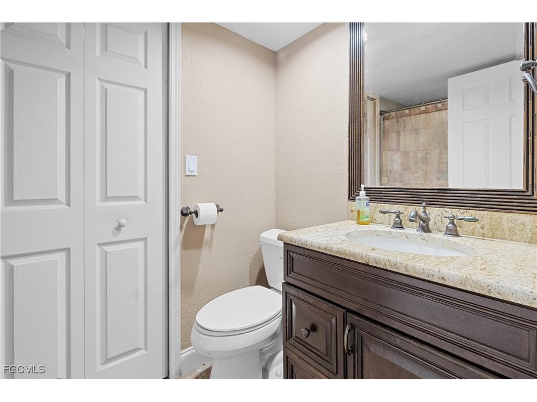 1702 Park Meadows Drive #1 Fort Myers FL 33907 2025024391 image6